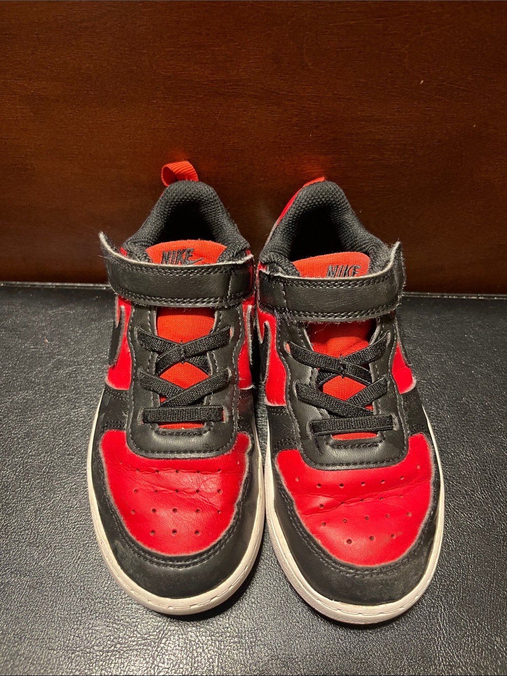 Nike Kids Court Borough Low 2 Sneakers